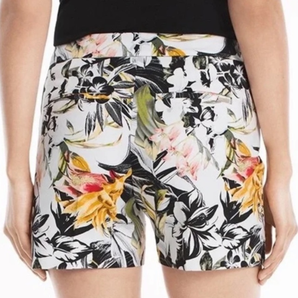 Jungle Floral Print White House Black Market 5” Coastal Stretch Shorts Size 8 - Picture 14 of 16